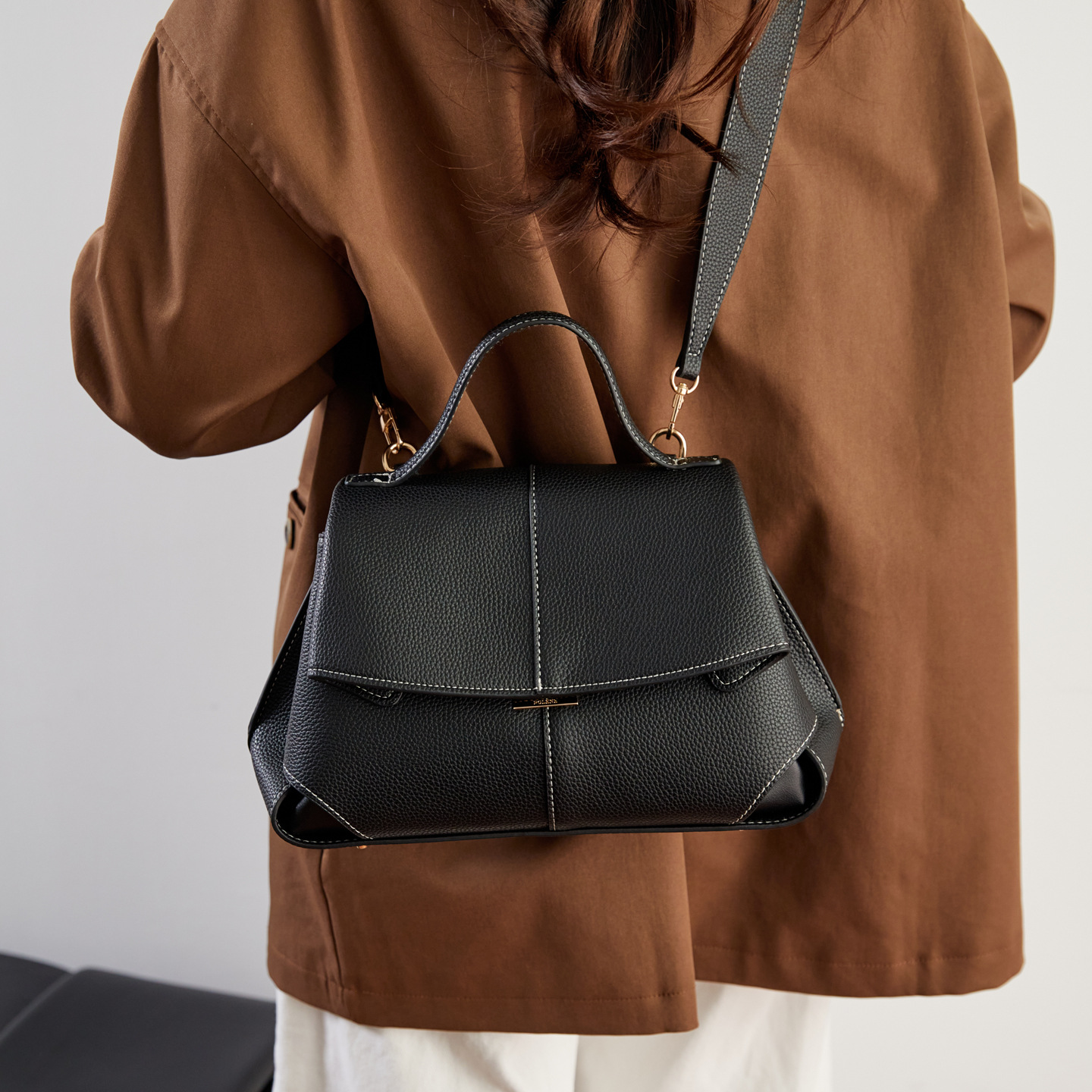 French Style Lychee Grain Luxury Handbag For Women 2026 New Large Capacity Niche Shoulder Bag Fashion Daily Crossbody Bag - Thumbnail 3