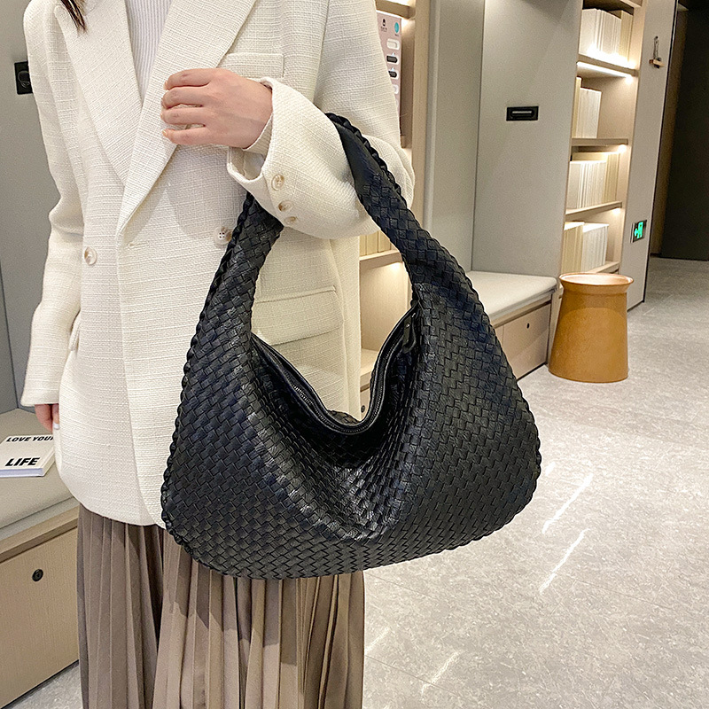 French Style Woven Handbag For Women - Elegant Versatile Shoulder Bag, Textured Tote For Commuting And Trendy Outfits - Thumbnail 2