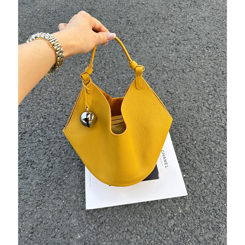 2025 New Top Grain Cowhide European Style Tote Large Capacity Underarm Bag Commuter Shopping Bag Casual Handbag Shoulder Bag