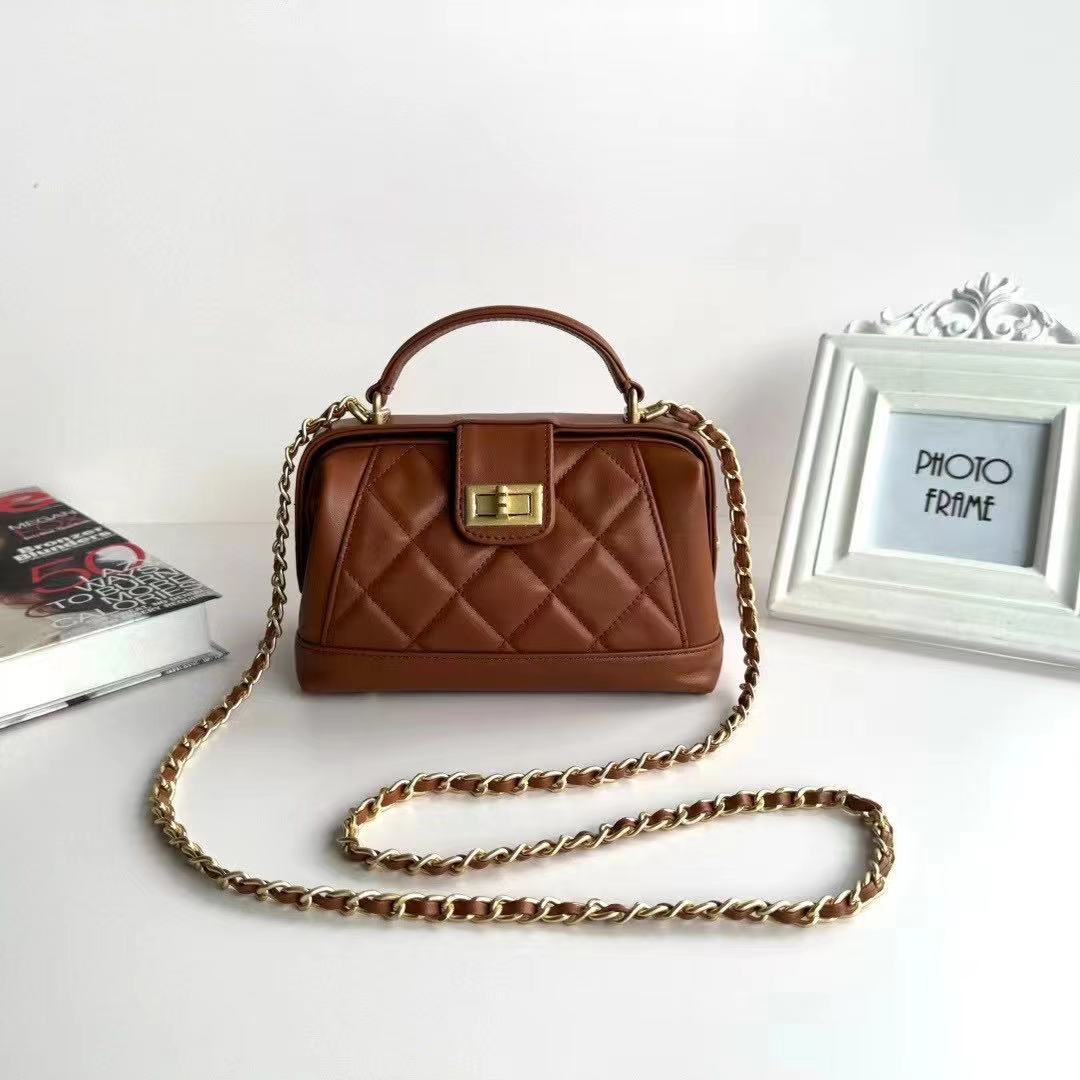 Cowhide French Niche Quilted Chain Bag For Women, Fashionable Handbag, Commuter Shoulder And Crossbody Small Bag - Thumbnail 6