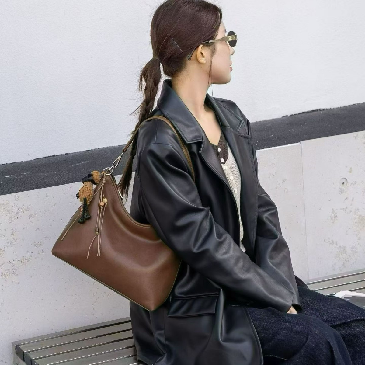 French Style Niche Underarm Bag For Women 2026 New Spring/Autumn Fashion Single Shoulder Bag Elegant Versatile Commuter Baguette Bag - Thumbnail 4