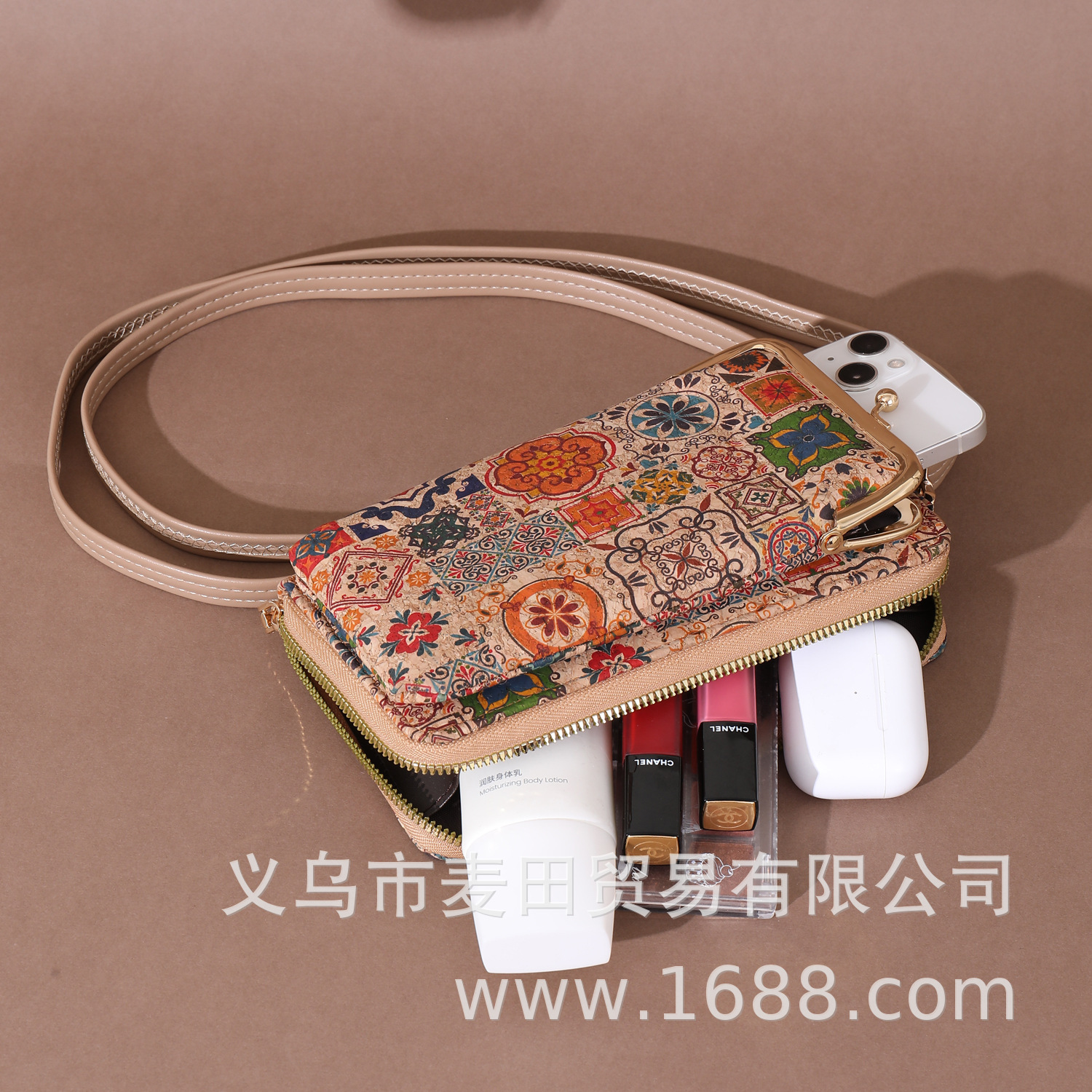Cross-Border Ethnic Bark Women's Crossbody Bag, Guochao Cork Bohemian Style Nordic Vintage Small Bag Best Seller - Thumbnail 3