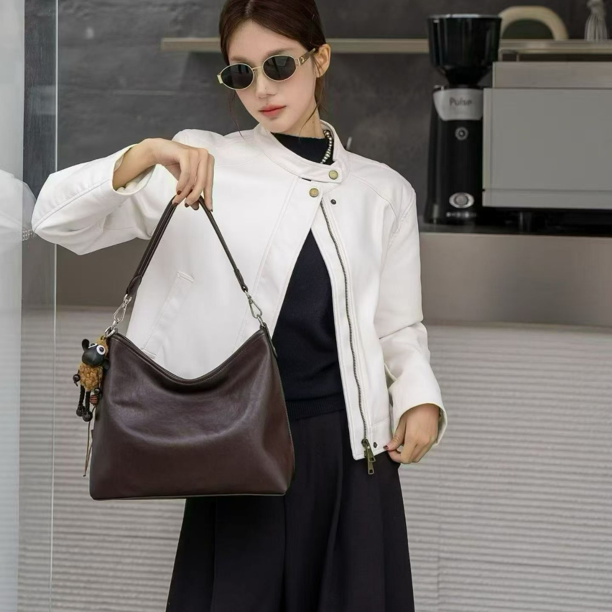 French Style Niche Underarm Bag For Women 2026 New Spring/Autumn Fashion Single Shoulder Bag Elegant Versatile Commuter Baguette Bag - Thumbnail 2