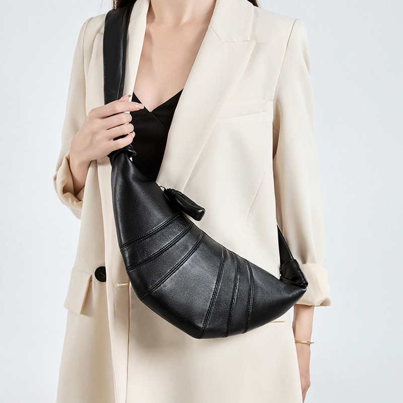 Hot Selling Women's Crossbody Bag 2026 New French Top Grain Lambskin Croissant Bag Commuter Shoulder Bag - Thumbnail 2