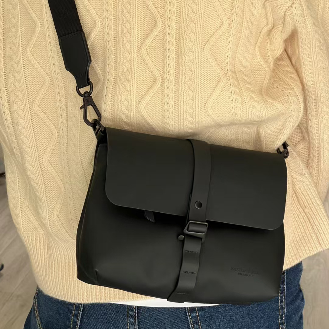 北欧瑞典Gaston Luga 邮差包斜挎包男女单肩马鞍包简约通勤旅游包 - Thumbnail 4
