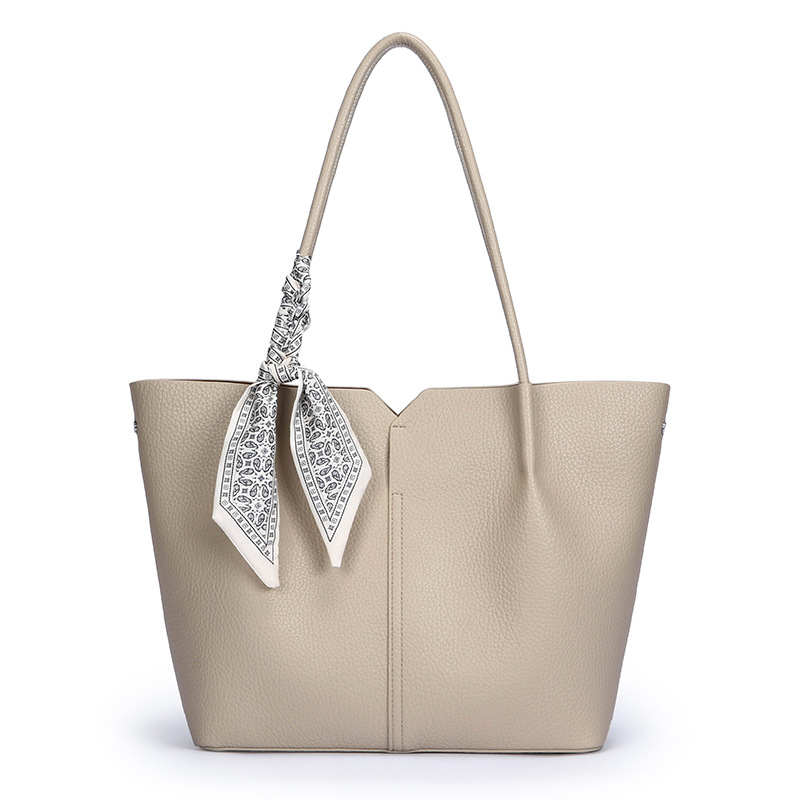2026 Women's Tote Bag Large Capacity Underarm Bag New Casual Fashion European High-End Cross-Border Hot Sale - Thumbnail 8