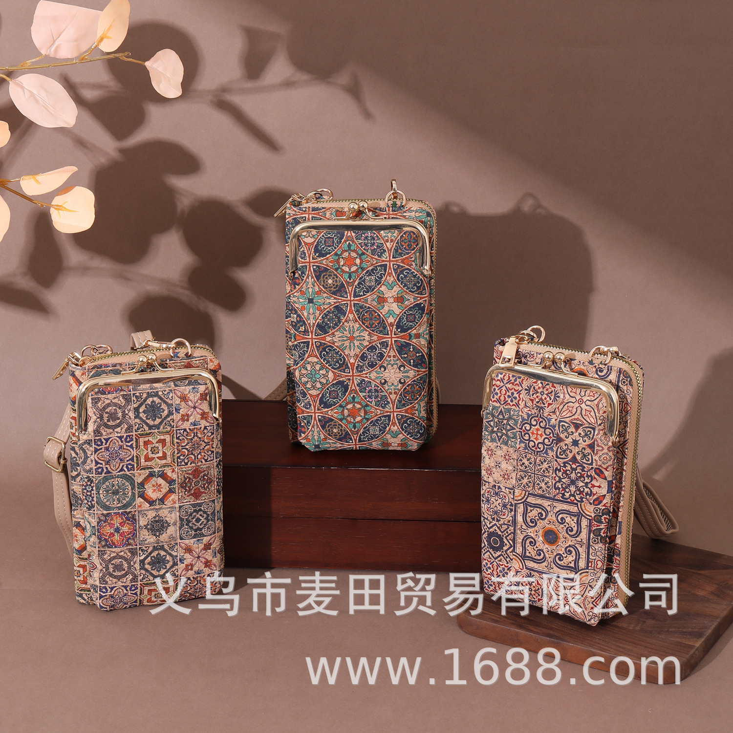 Cross-Border Ethnic Bark Women's Crossbody Bag, Guochao Cork Bohemian Style Nordic Vintage Small Bag Best Seller - Thumbnail 4