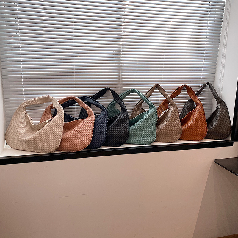 French Style Woven Handbag For Women - Elegant Versatile Shoulder Bag, Textured Tote For Commuting And Trendy Outfits - Thumbnail 4