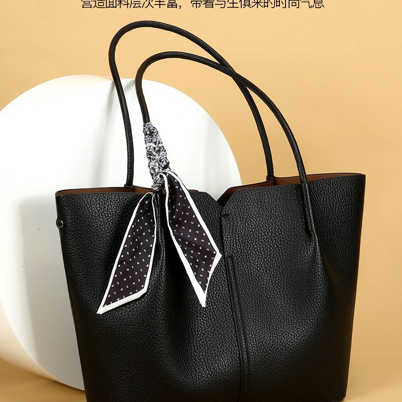 2026 Women's Tote Bag Large Capacity Underarm Bag New Casual Fashion European High-End Cross-Border Hot Sale - Thumbnail 3
