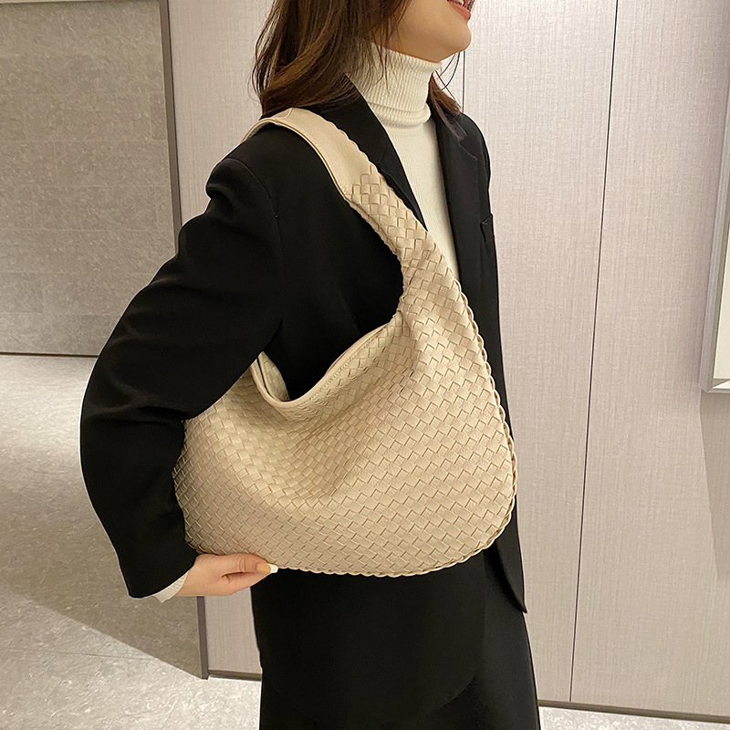 French Style Woven Handbag For Women - Elegant Versatile Shoulder Bag, Textured Tote For Commuting And Trendy Outfits - Thumbnail 3