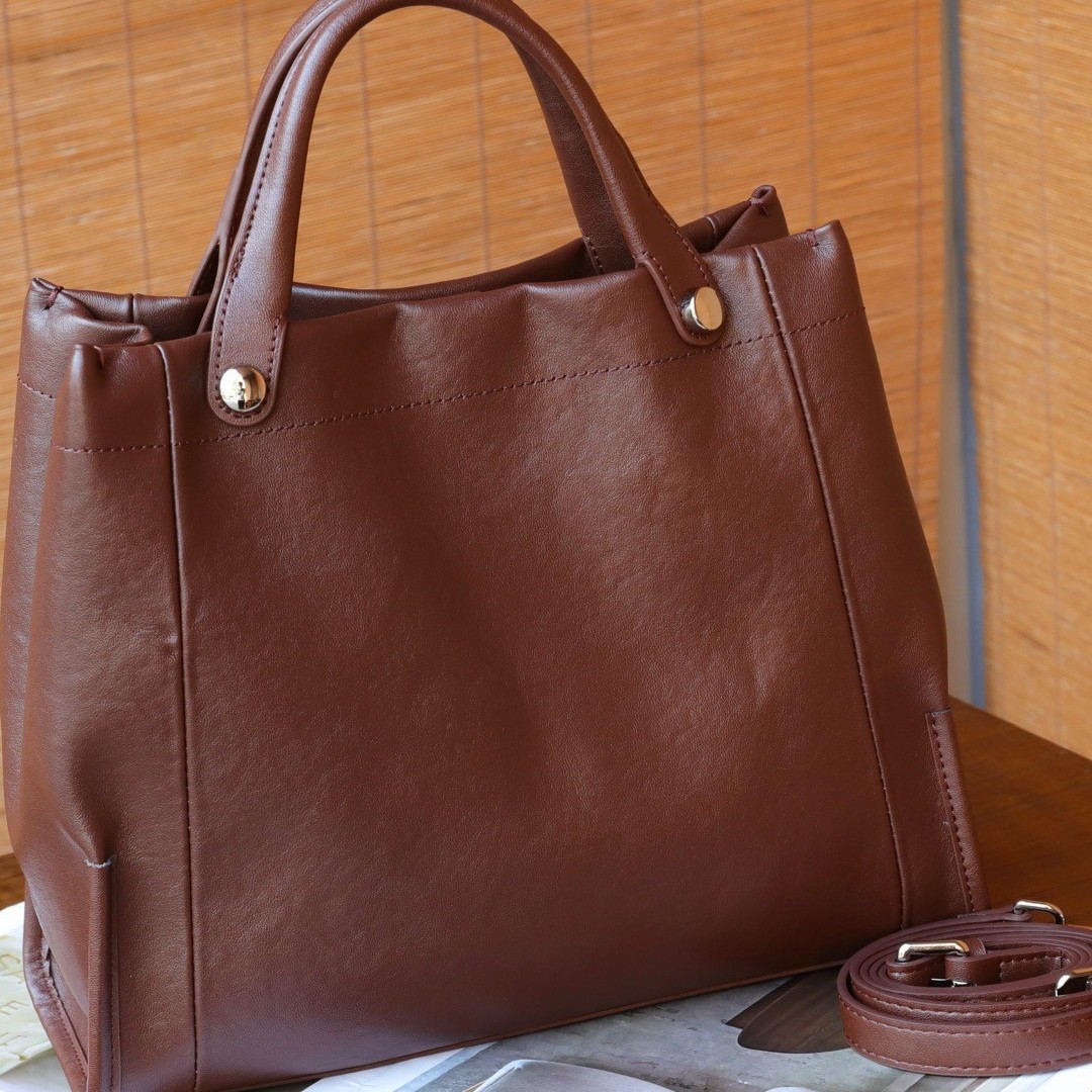 2025 Autumn/Winter New French Fashion Genuine Leather Tote Bag Large Capacity Shoulder Handbag For Women Solid Color