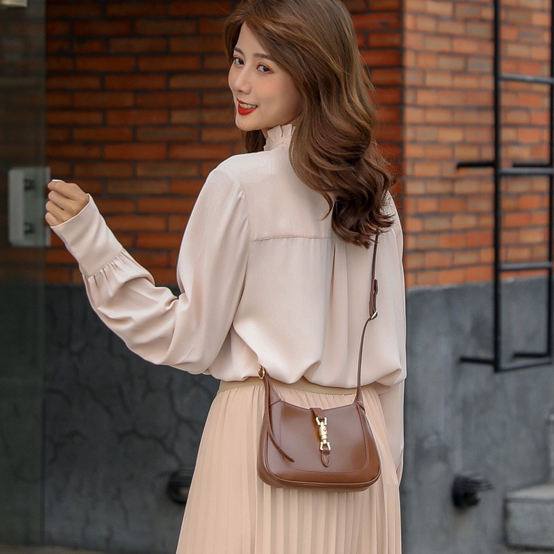 法棍包单肩斜跨真皮法式腋下包1961手提斜挎包女包复古风百搭春款 - Thumbnail 2