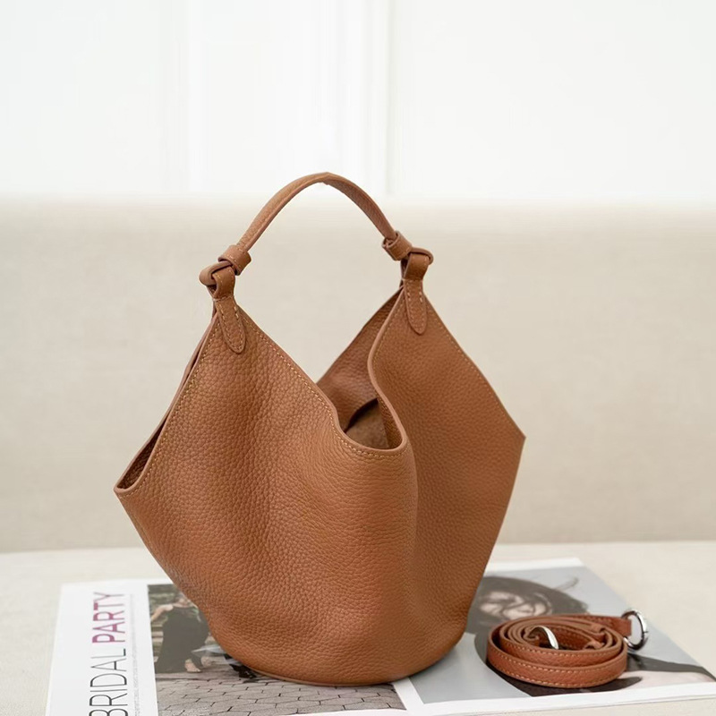 2025 New Top Grain Cowhide European Style Tote Large Capacity Underarm Bag Commuter Shopping Bag Casual Handbag Shoulder Bag - Thumbnail 6
